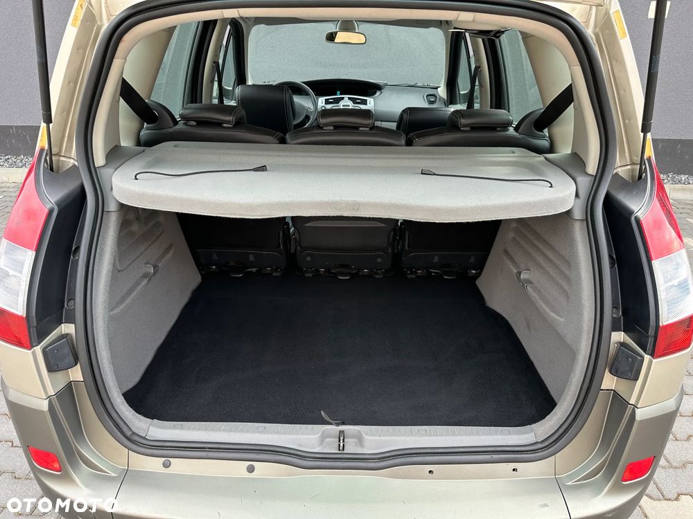 Renault Scenic - 23