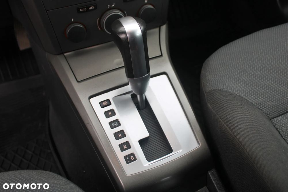 Opel Astra 1.9 CDTI DPF Automatik Edition - 20
