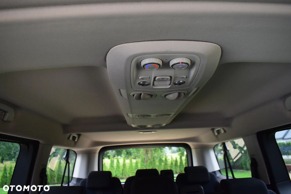 Peugeot Traveller 2.0 BlueHDi Long Business - 18