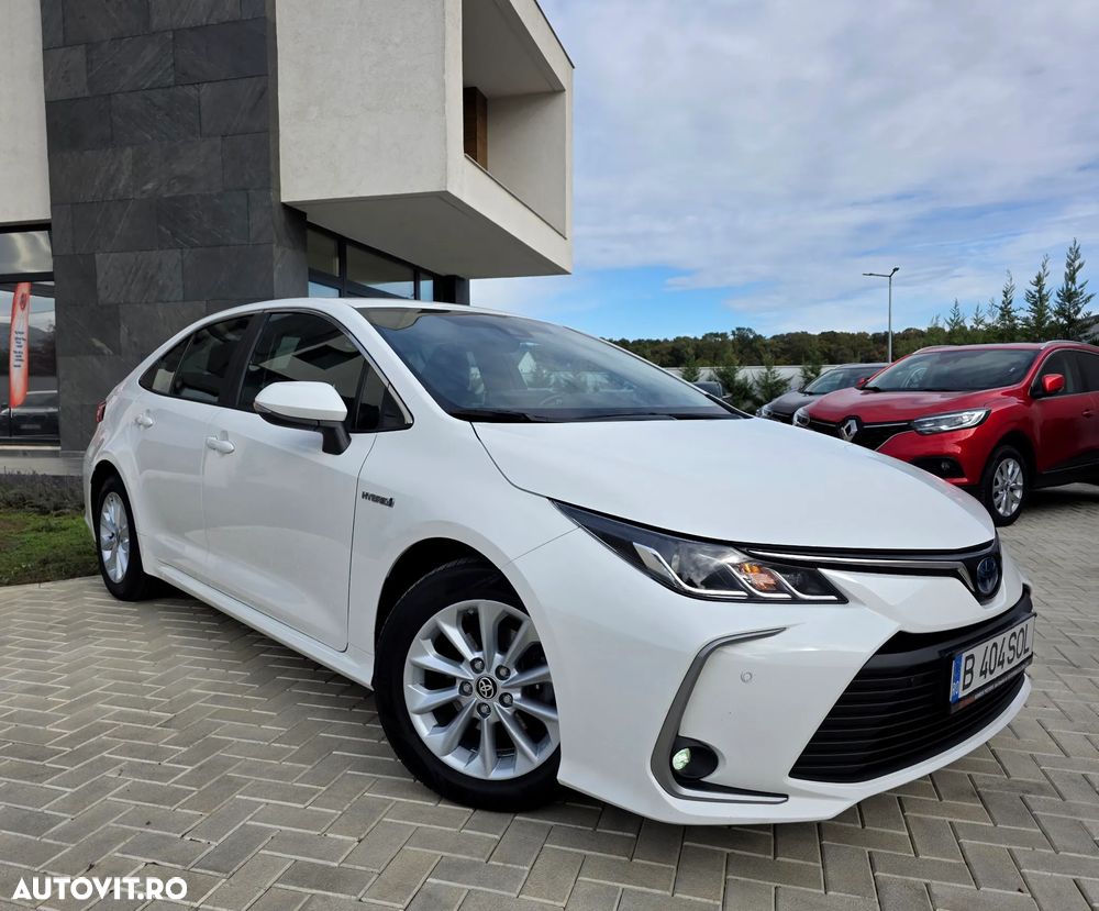 Toyota Corolla Sedan 1.8 HSD Dynamic - 3