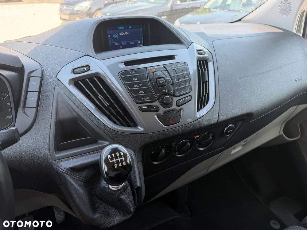 Ford TRANSIT CUSTOM - 32