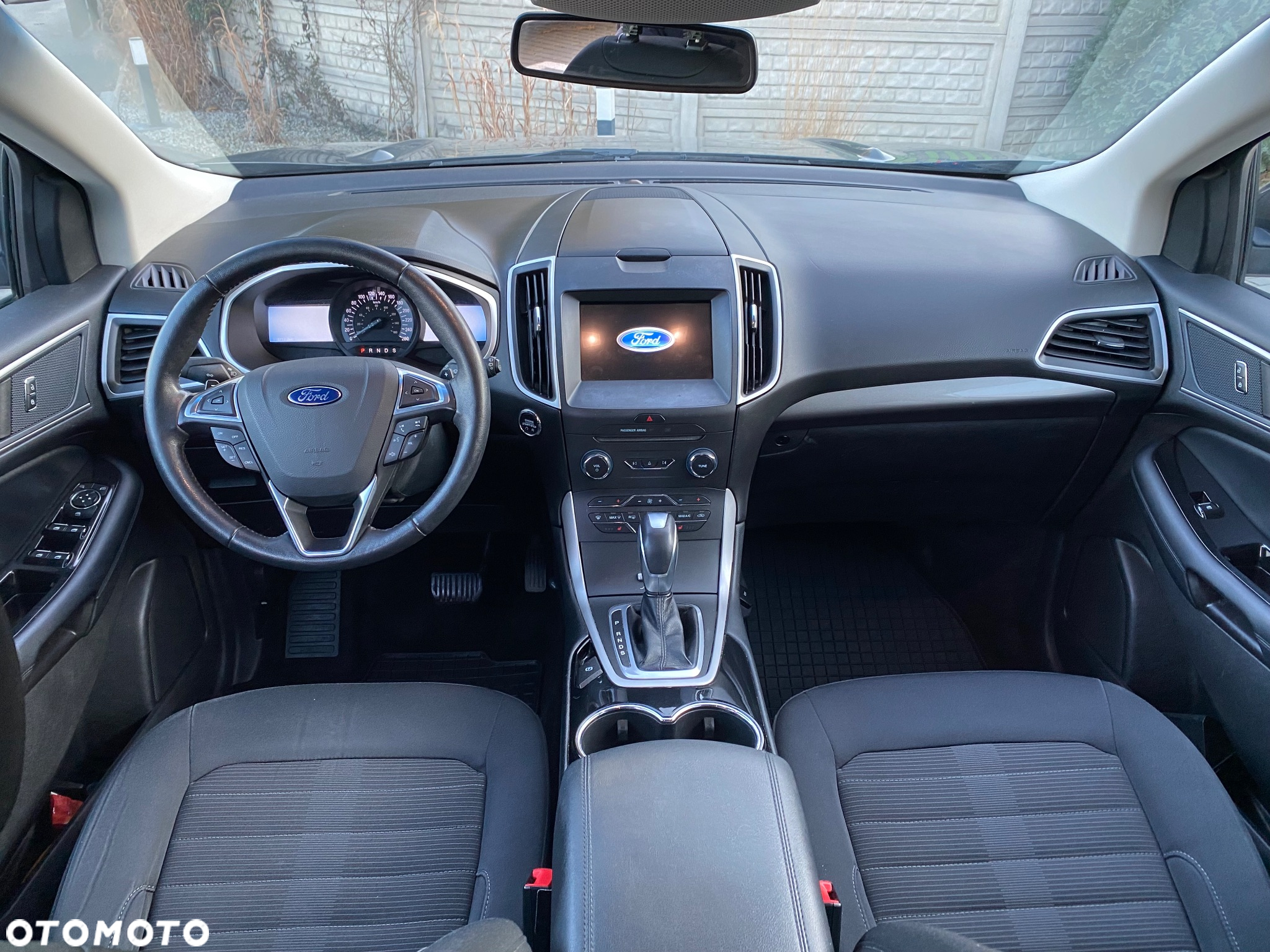 Ford Edge - 8