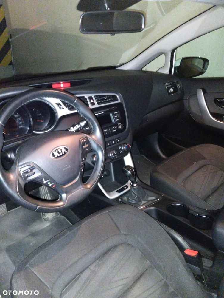 Kia Ceed 1.6 GDI L - 7