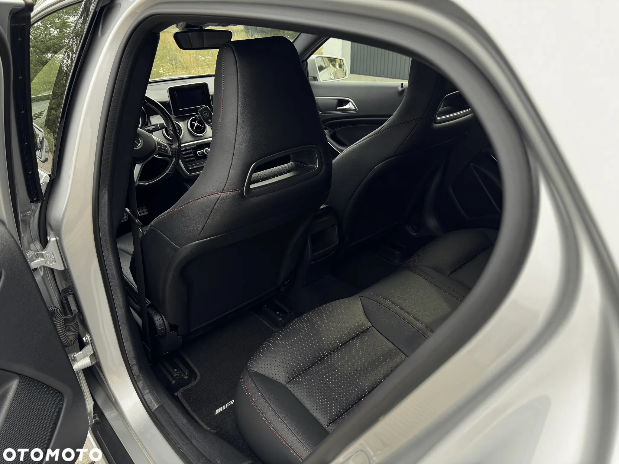 Mercedes-Benz GLA 250 4-Matic - 15