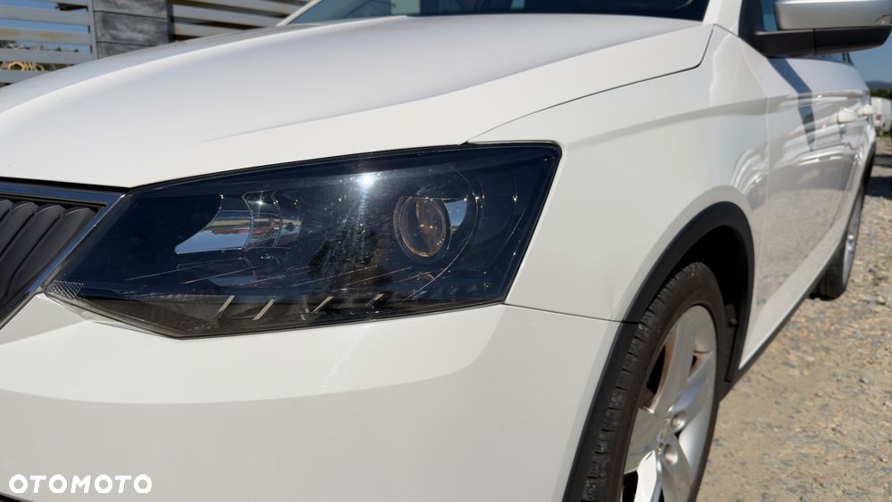 Skoda Fabia 1.0 TSI Ambition - 4