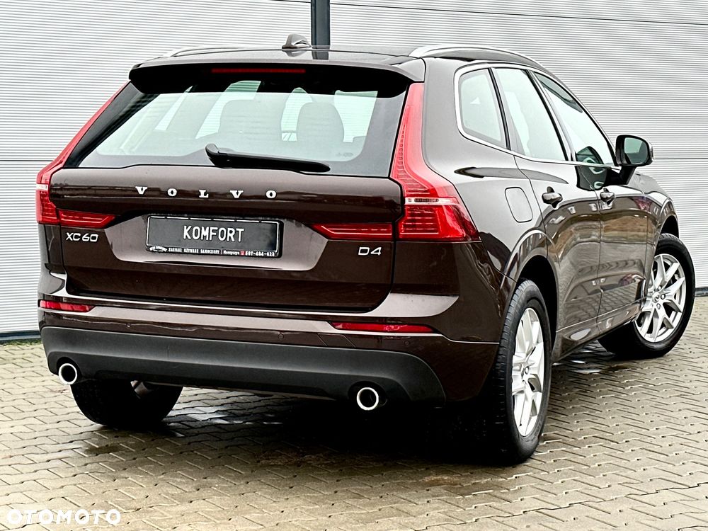 Volvo XC 60 D4 Momentum Pro - 14