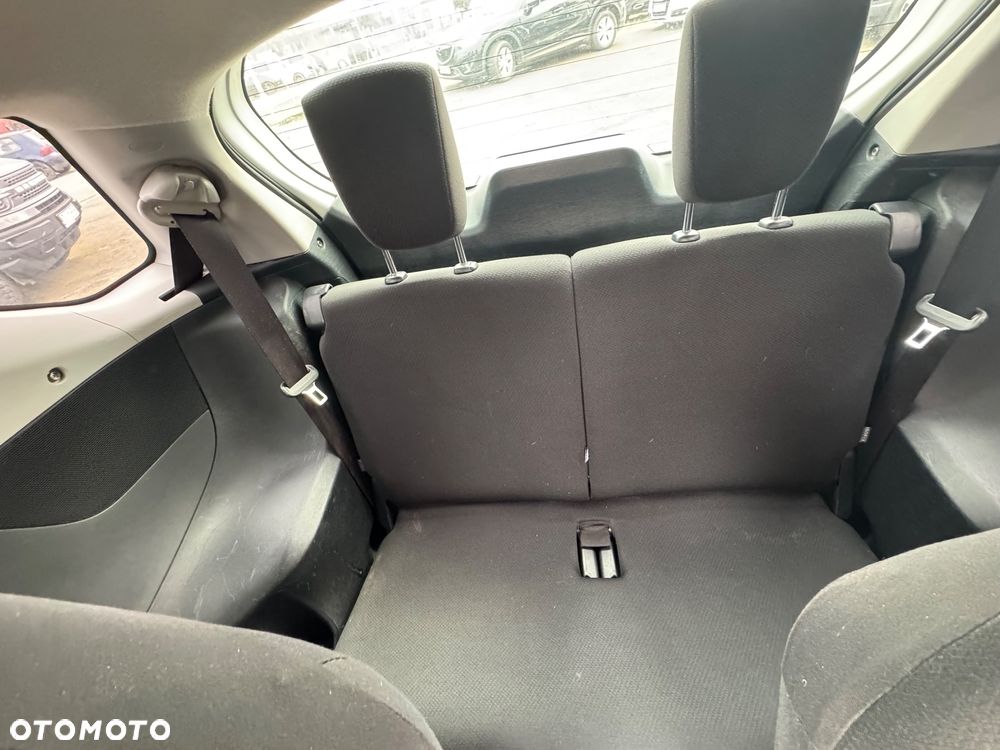 Toyota iQ 1.0 Multidrive + - 17