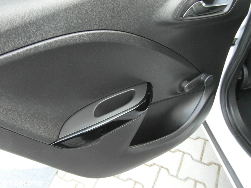 Opel Corsa 1.4 16V Color Edition - 30