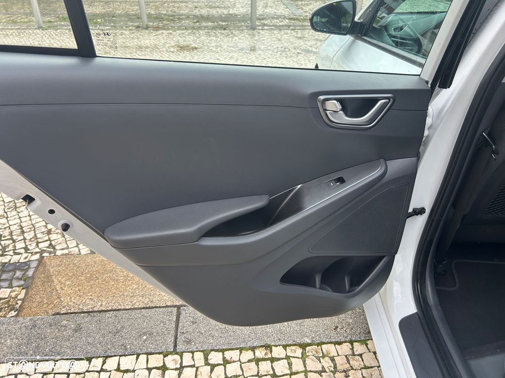 Hyundai Ioniq 38kWh - 24