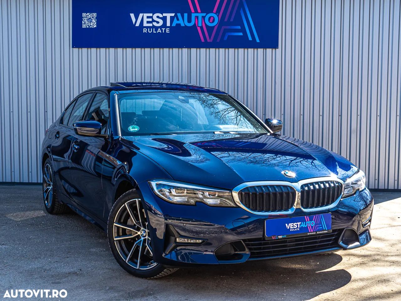 BMW Seria 3 330i AT - 4