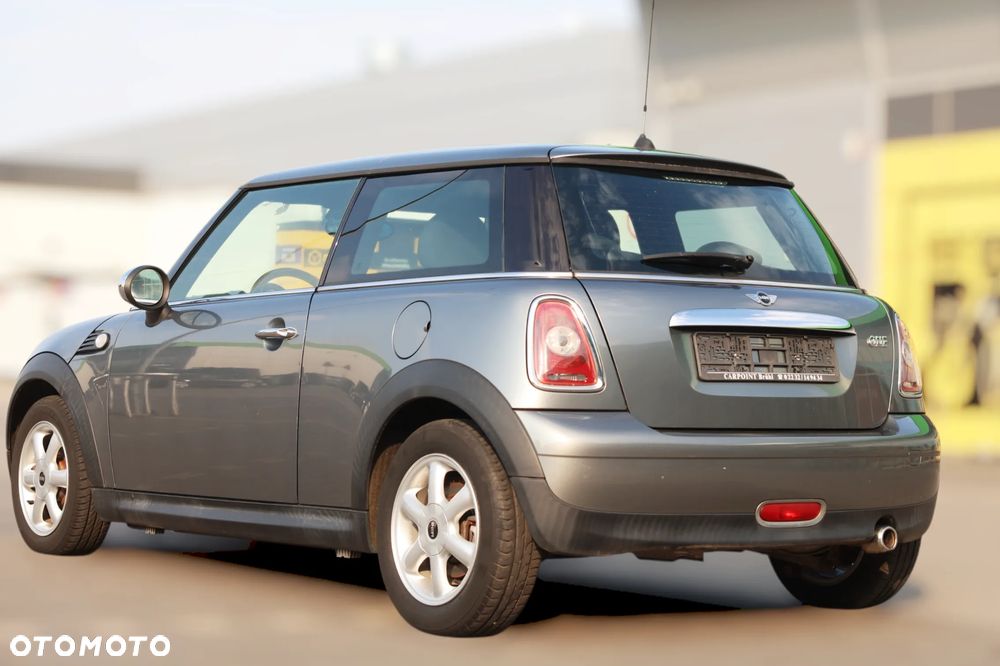 MINI ONE Standard - 4