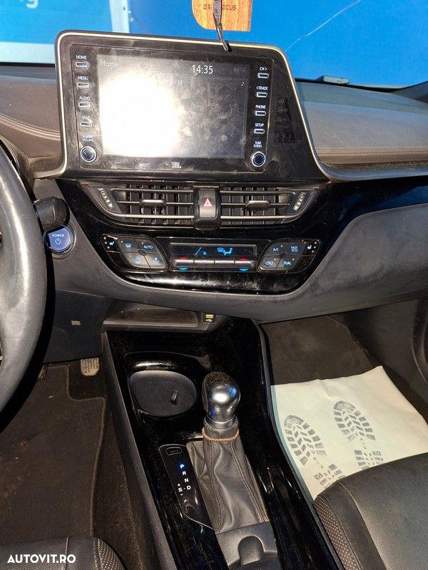 Toyota C-HR - 9