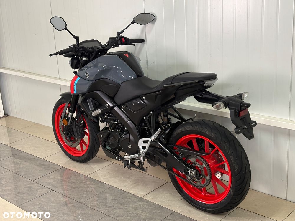Yamaha MT - 7