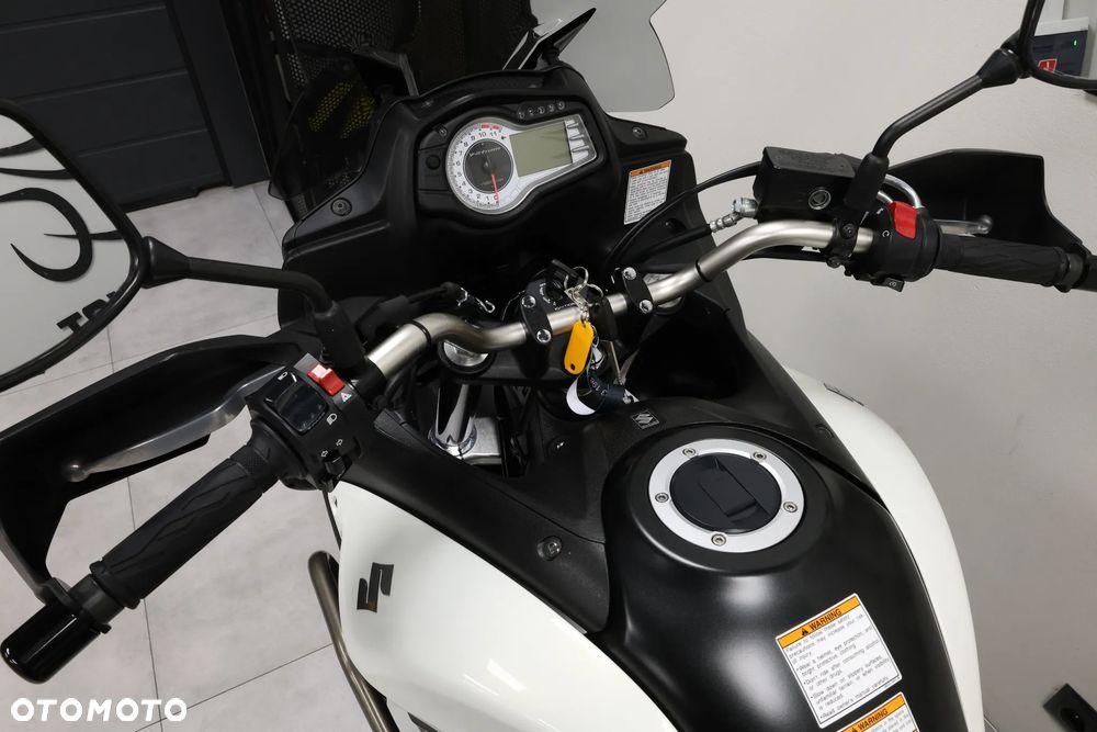 Suzuki DL - 22