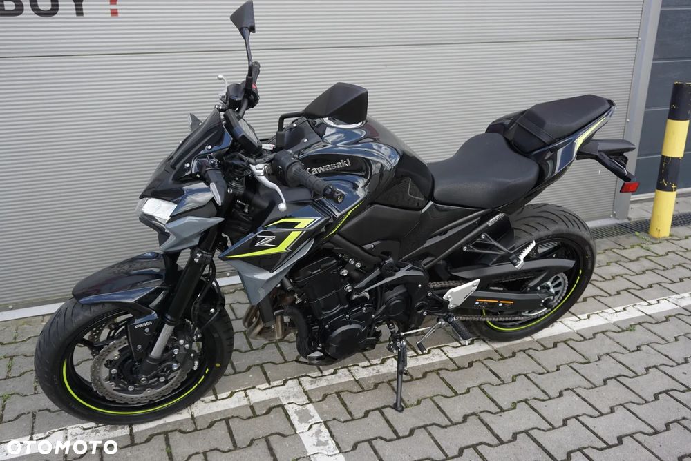 Kawasaki Z 900 - 11