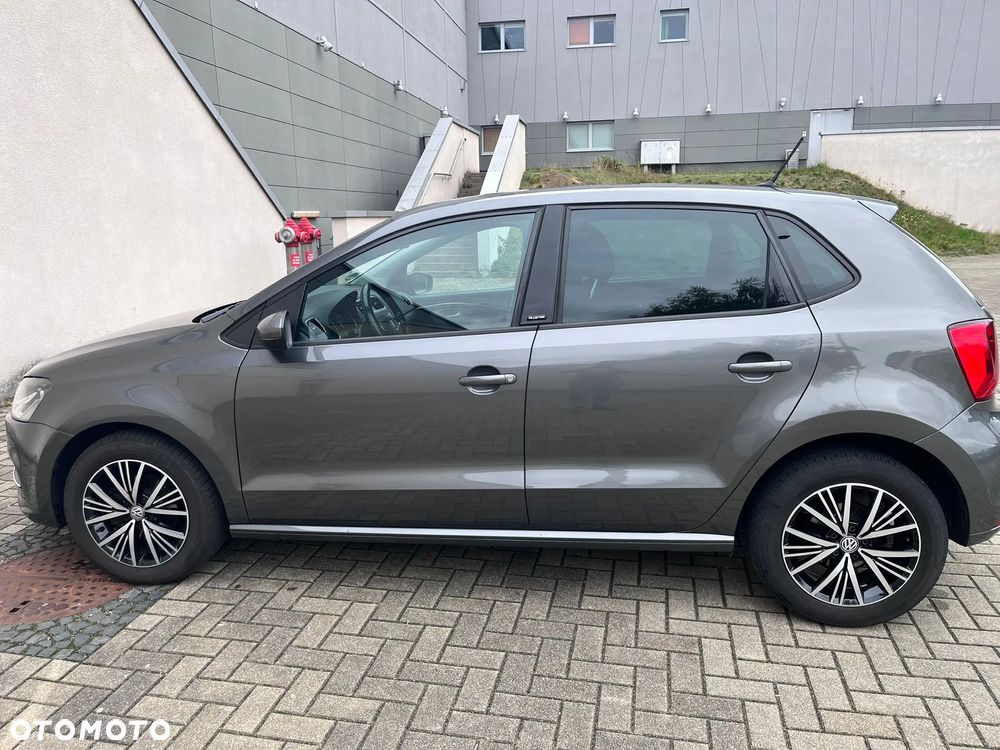 Volkswagen Polo - 4