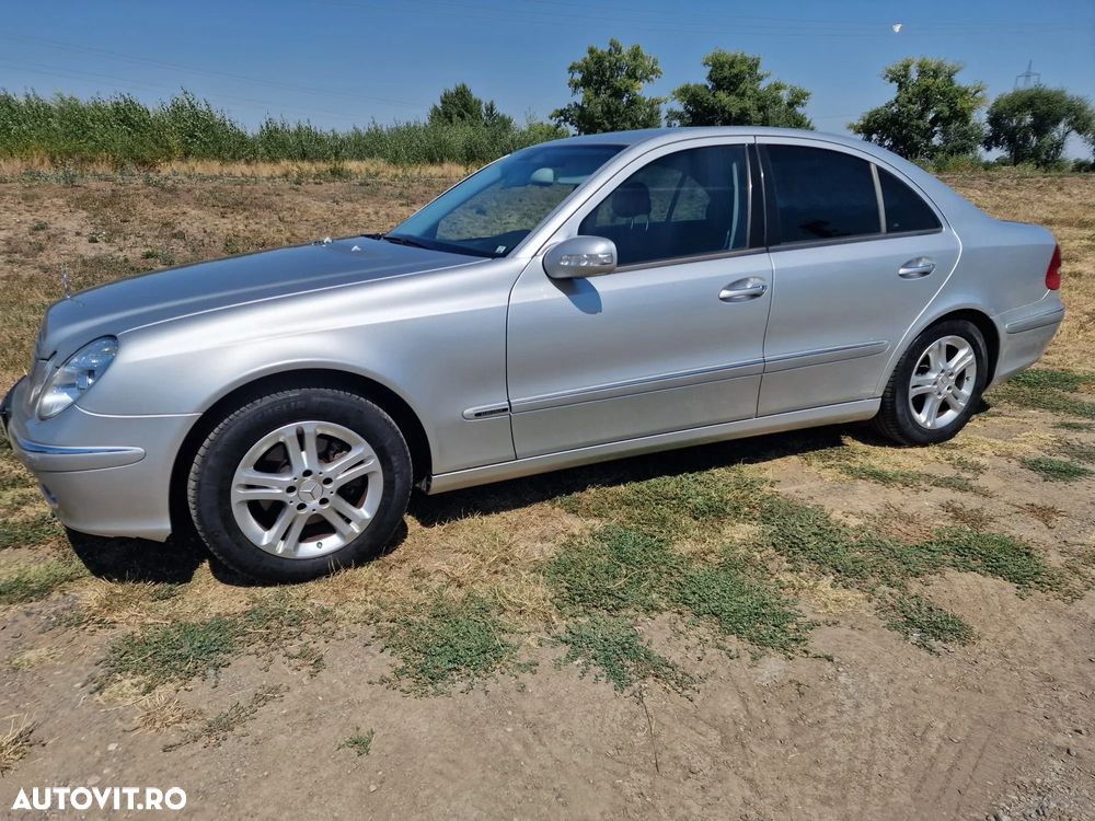 Mercedes-Benz E - 21