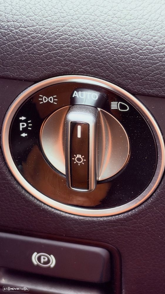 Mercedes-Benz SLC 250 d - 57