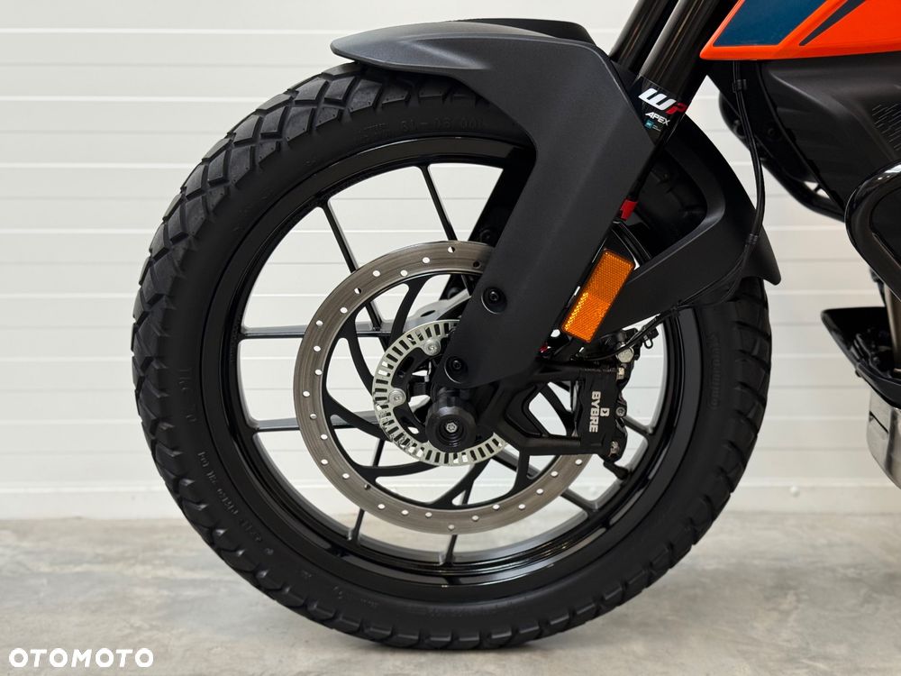 KTM Adventure - 24