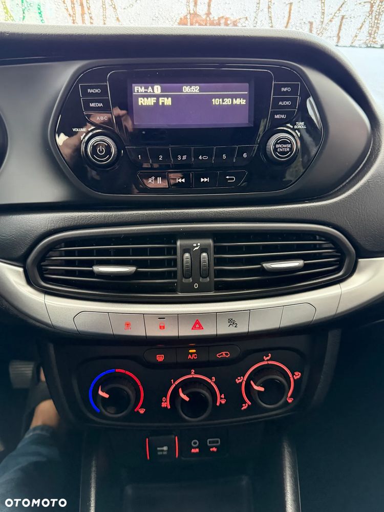 Fiat Tipo 1.4 16v Lounge - 20
