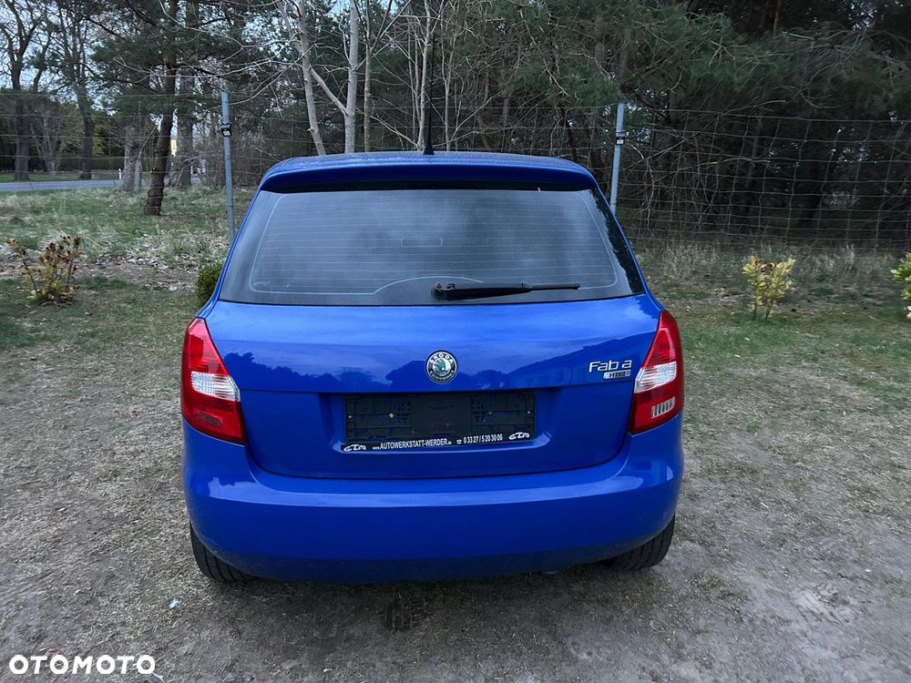 Skoda Fabia - 4