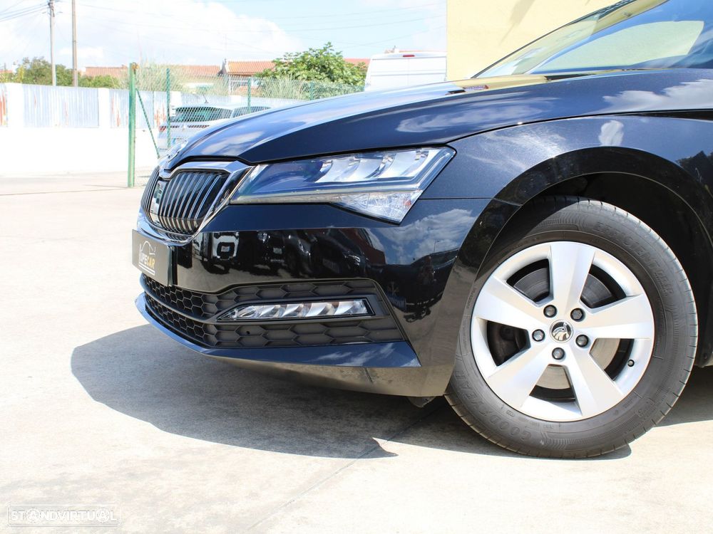 Skoda Superb Break 2.0 TDI Ambition DSG - 9