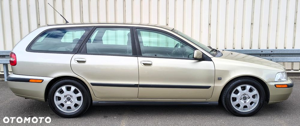 Volvo V40 - 6