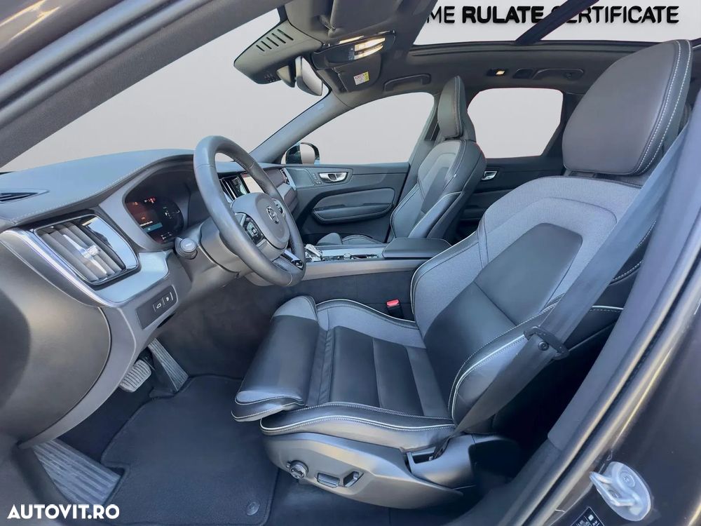 Volvo XC 60 T6 AWD Recharge Plus Dark - 11