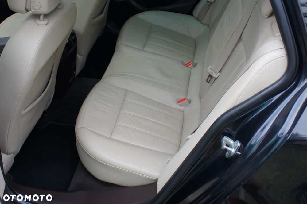 Opel Insignia 1.4 Turbo ecoFLEX Start/Stop Business Innovation - 17