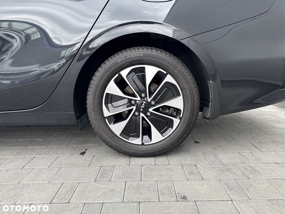 Kia Ceed 1.5 T-GDI M - 7