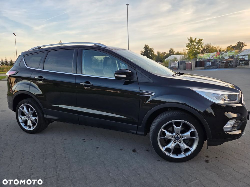 Ford Kuga 1.5 EcoBoost 2x4 Black & Silver - 21
