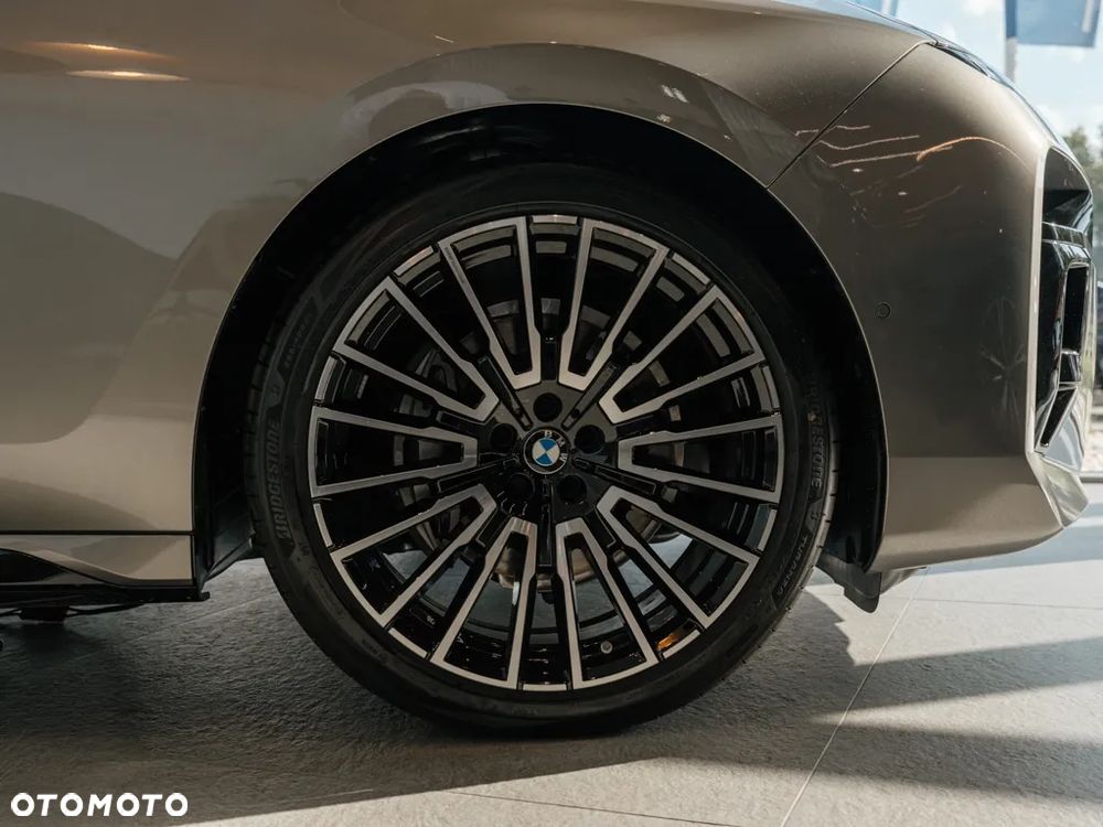 BMW Seria 7 740d xDrive - 5