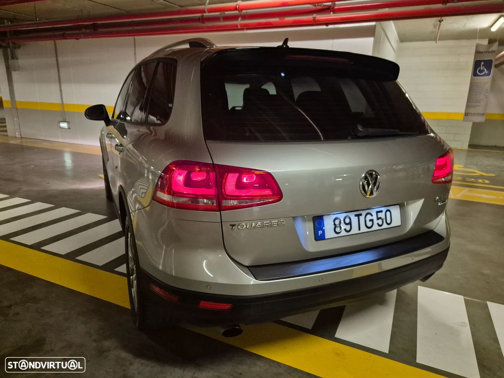 VW Touareg 3.0 TDI V6 Executive Edition - 18