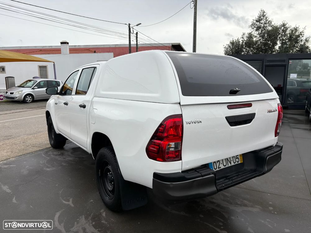 Toyota Hilux 2.4 D-4D 2WD CD - 5