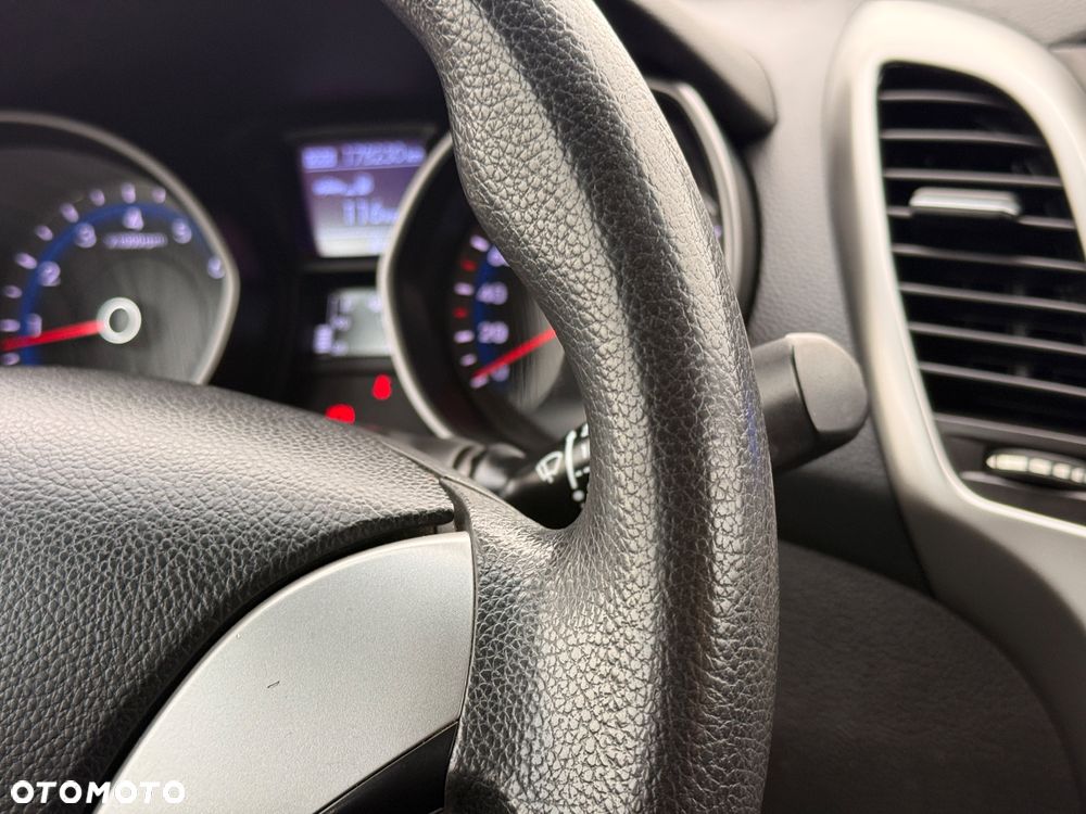 Hyundai i30 1.4 Passion - 23