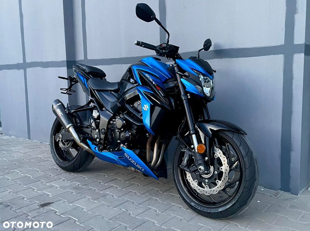 Suzuki GSX - 1