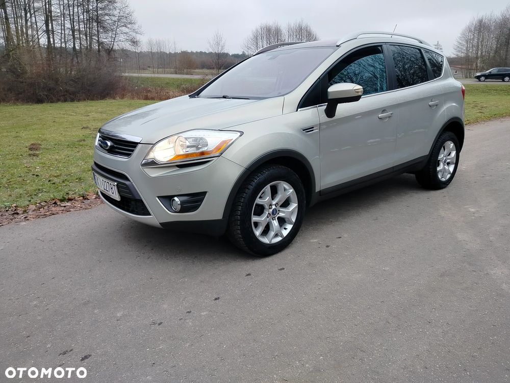 Ford Kuga 2.0 TDCi 2x4 Titanium - 3