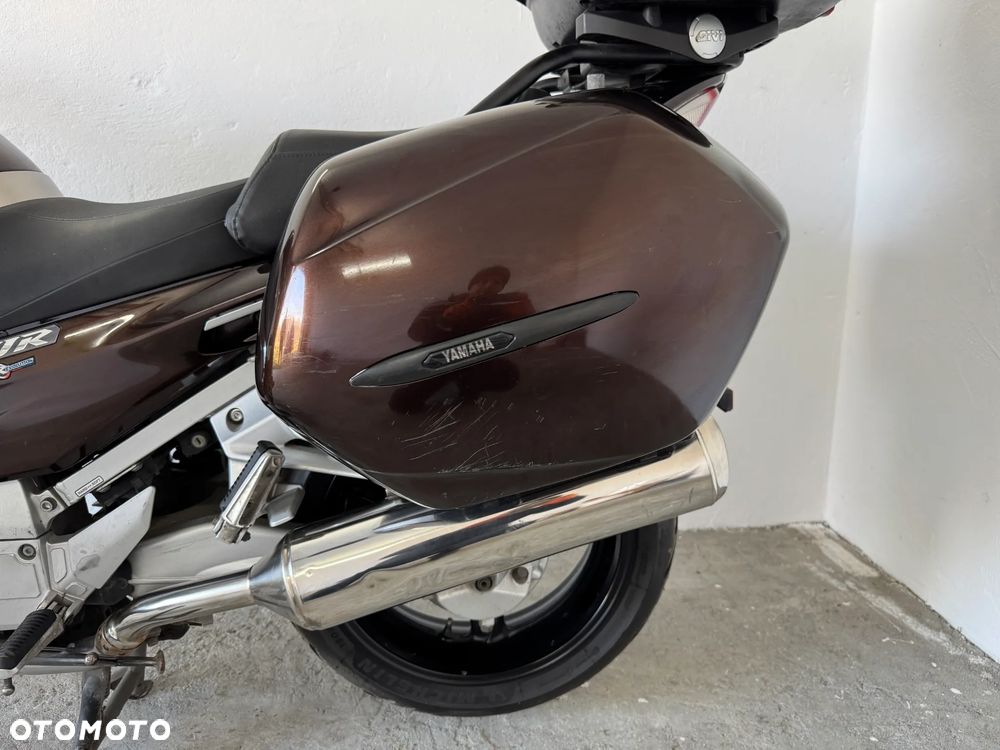 Yamaha FJR - 33