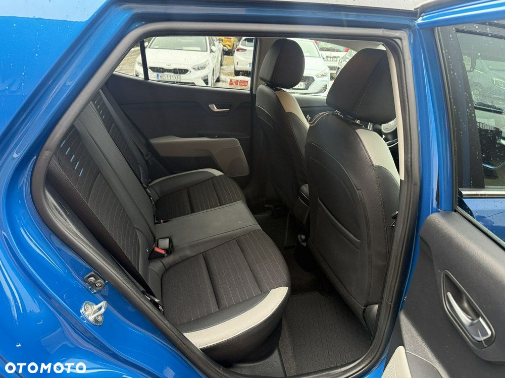 Kia Stonic 1.0 T-GDI MHEV L Business Line - 29