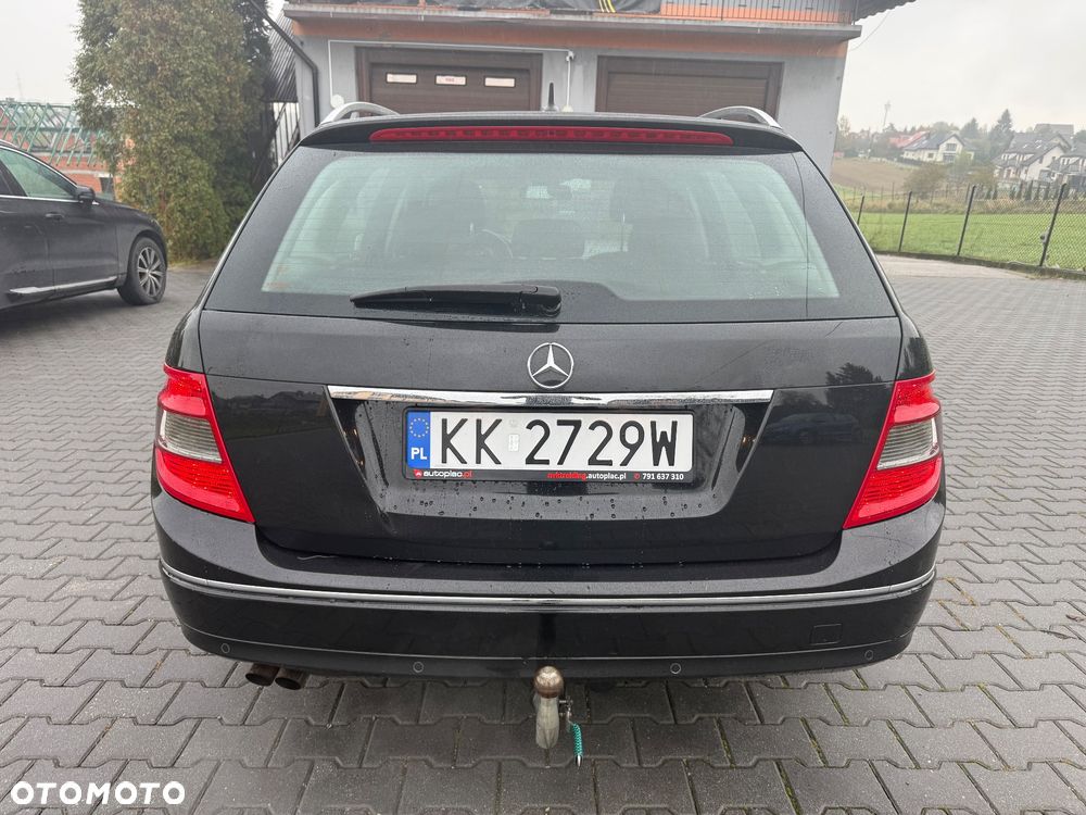 Mercedes-Benz Klasa C 180 CGI BlueEff Avantgarde - 6