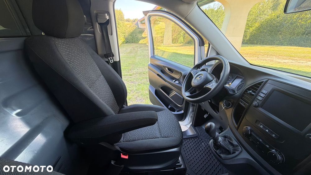 Mercedes-Benz Vito - 24