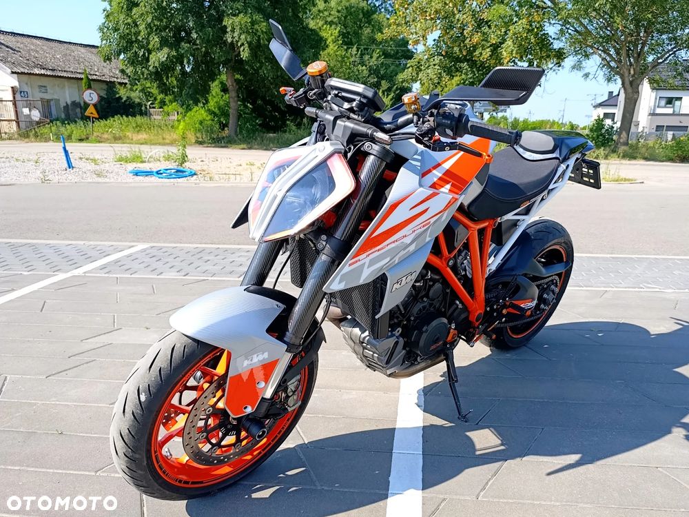 KTM Super Duke - 4