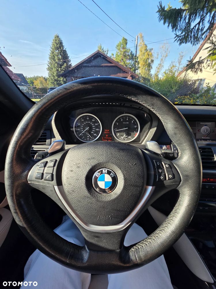 BMW X6 35i xDrive - 27