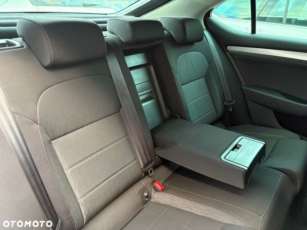 Skoda Superb 2.0 TDI Ambition DSG - 15