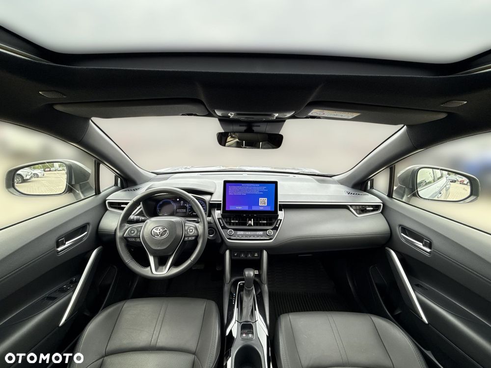 Toyota Corolla Cross 2.0 Hybrid Executive AWD - 12