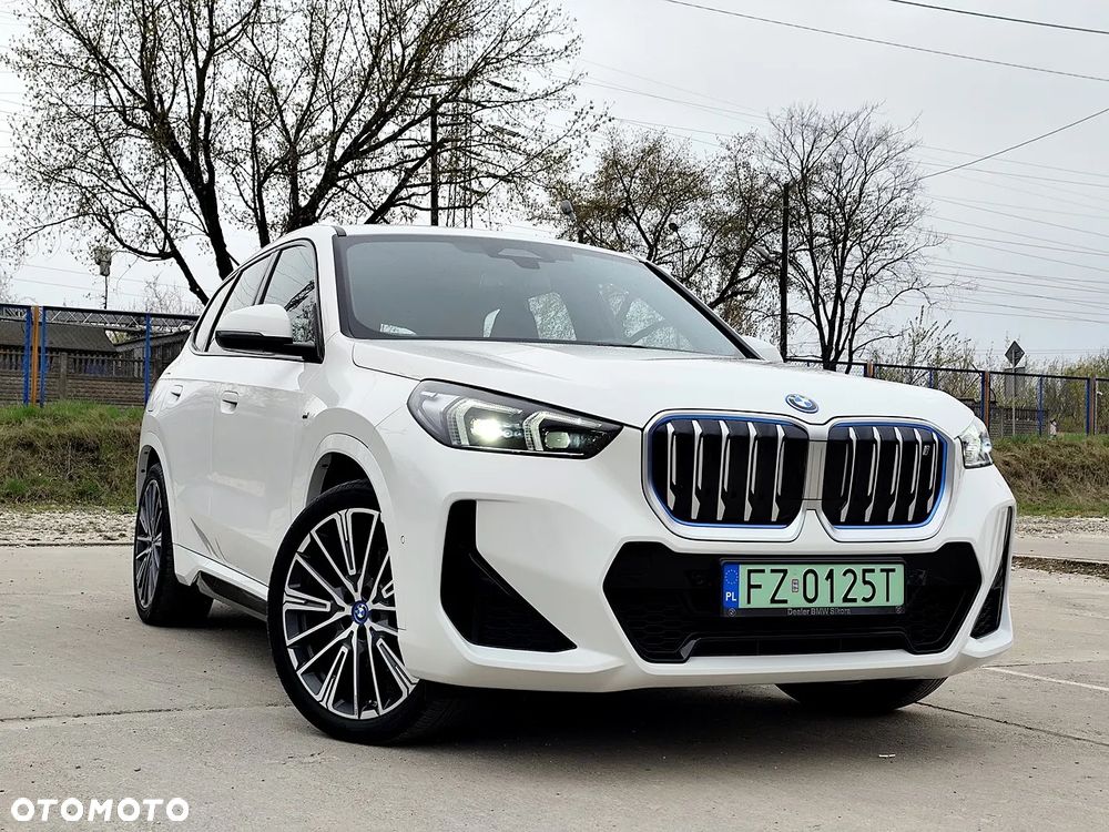 BMW iX1 xDrive30 66.5kWh M Sport - 5