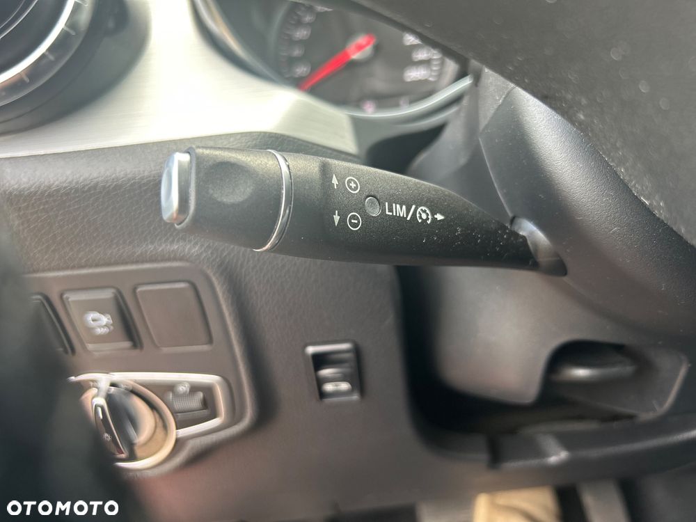 Mercedes-Benz Klasa X 250 d 4-Matic Progressive - 23