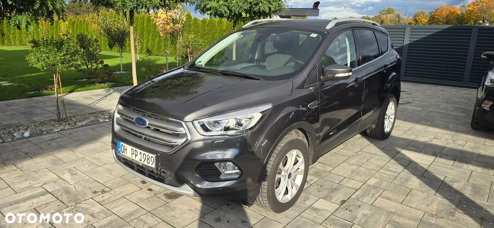 Ford Kuga 1.5 EcoBoost 2x4 Titanium - 2