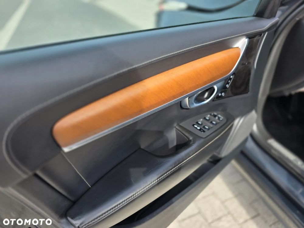 Volvo V90 D5 AWD Inscription - 22