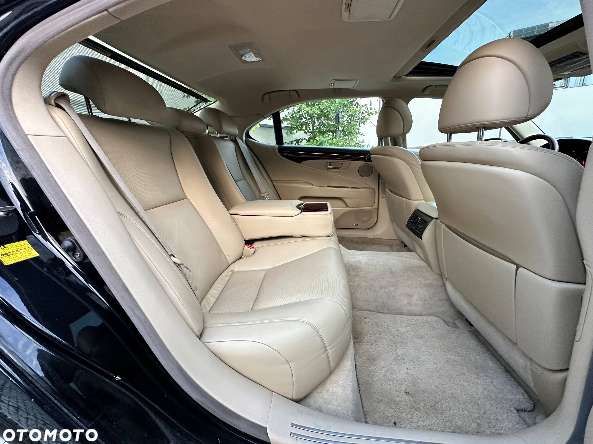 Lexus LS 460 Prestige - 17